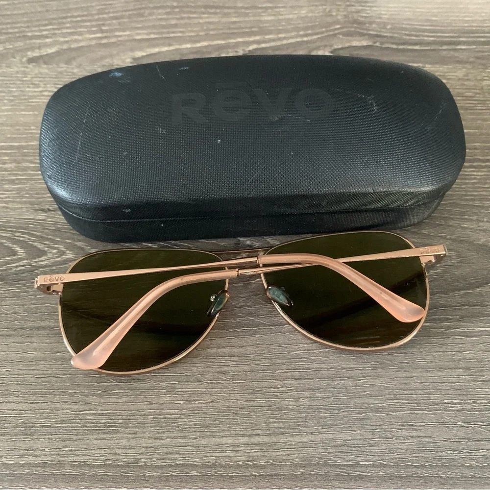 Revo Sunglasses Relay Women's Polarized Lens Medium Aviator Frame Rose Gold